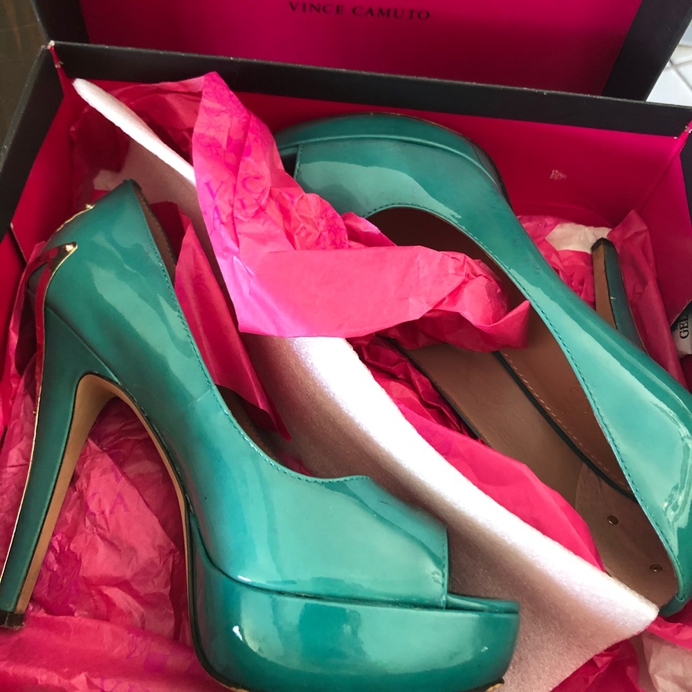 Vince Camuto Mayna Teal Peep Toe Heel Women’s 6.5